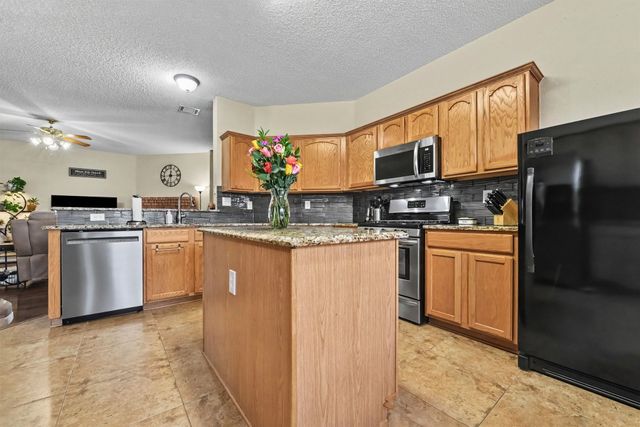 608 Rothschild Lane, Murphy, TX 75094