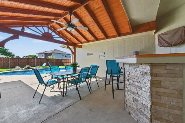 608 Rothschild Lane, Murphy, TX 75094