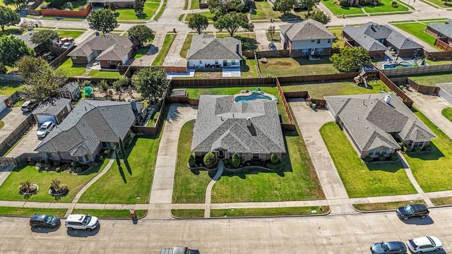 608 Rothschild Lane, Murphy, TX 75094