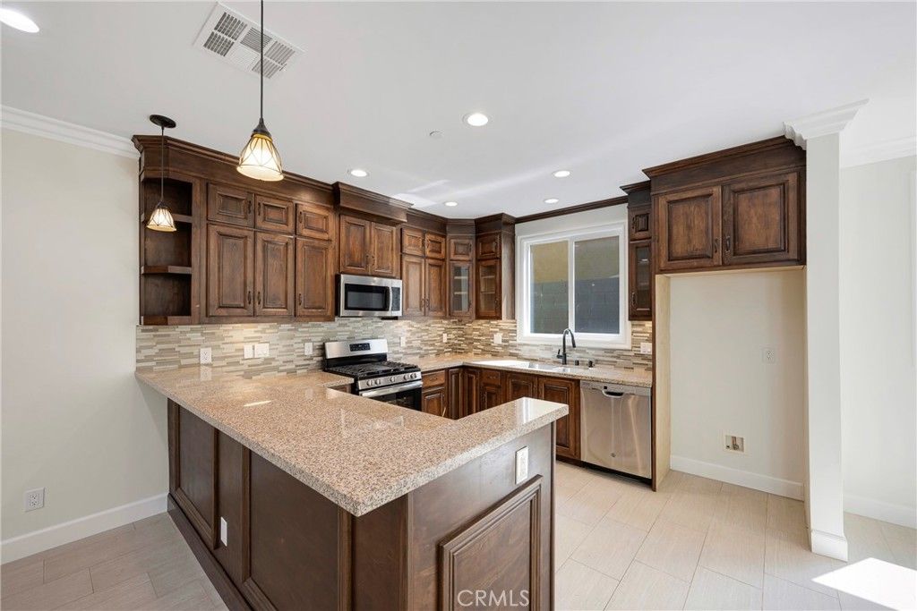 7776 Liberty, Huntington Beach, CA 92647 — photo 4