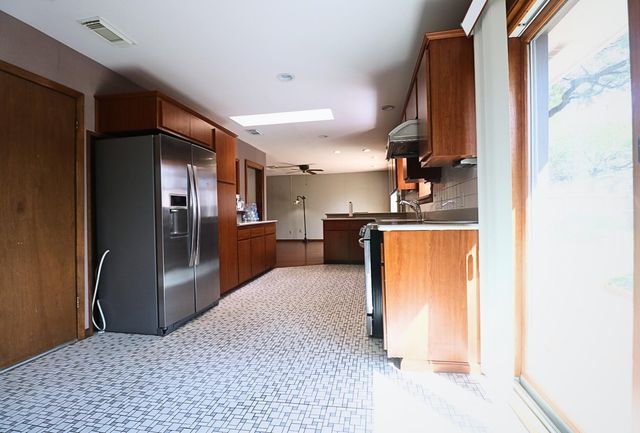 7715 Highmeadow Drive, Houston, TX 77063