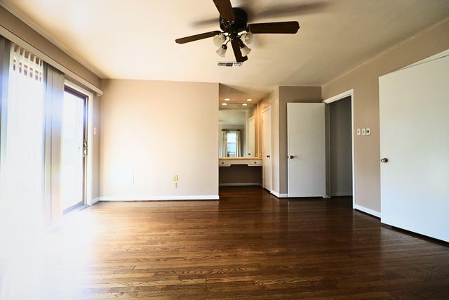 7715 Highmeadow Drive, Houston, TX 77063