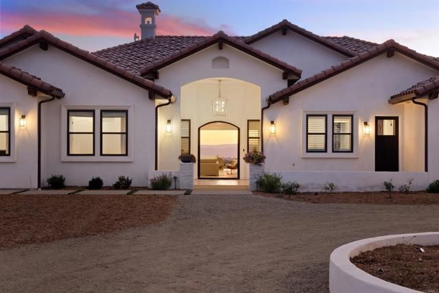 42144 Citrus Heights Road, Temecula, CA 92592