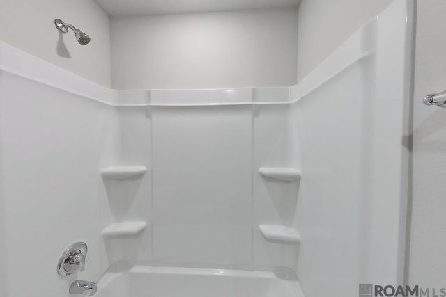 11480 Brookwood Dr, Denham Springs, LA 70726