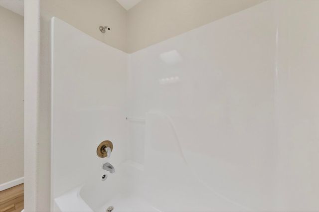 41 Madole Road, Edgewood, NM 87015