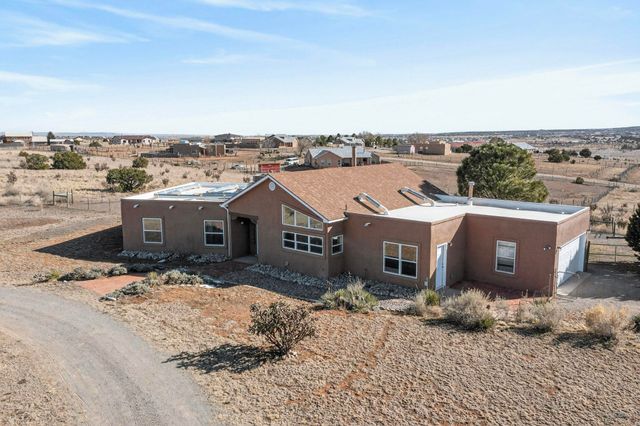 41 Madole Road, Edgewood, NM 87015