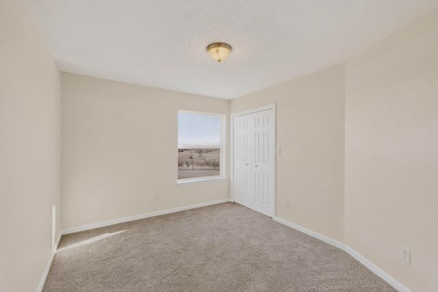 41 Madole Road, Edgewood, NM 87015