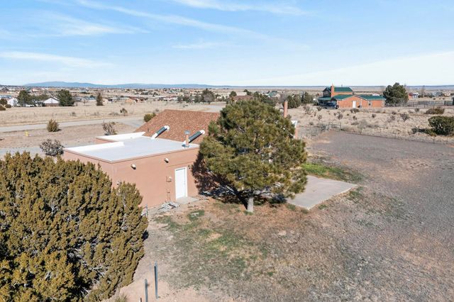 41 Madole Road, Edgewood, NM 87015