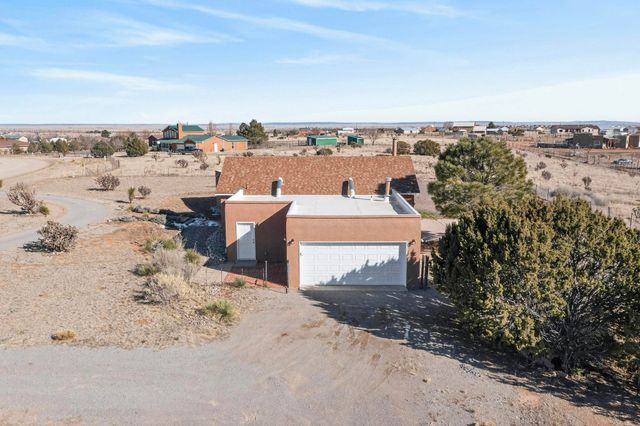 41 Madole Road, Edgewood, NM 87015