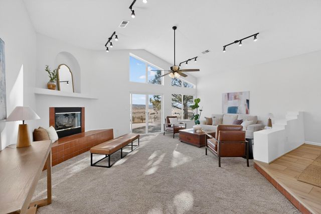 41 Madole Road, Edgewood, NM 87015