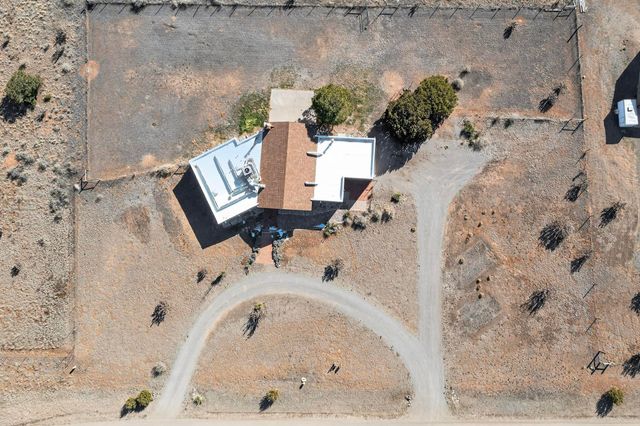 41 Madole Road, Edgewood, NM 87015