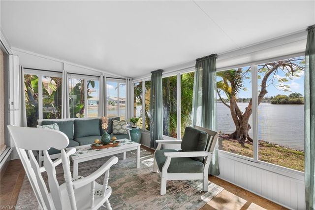 10720 Parrot Cove CIR, Estero, FL 33928