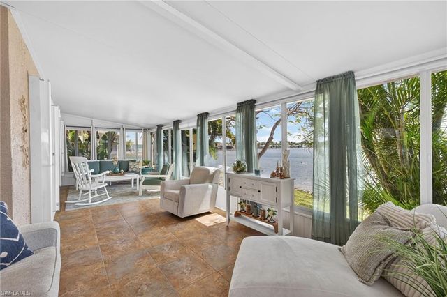 10720 Parrot Cove CIR, Estero, FL 33928