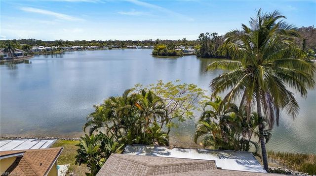 10720 Parrot Cove CIR, Estero, FL 33928