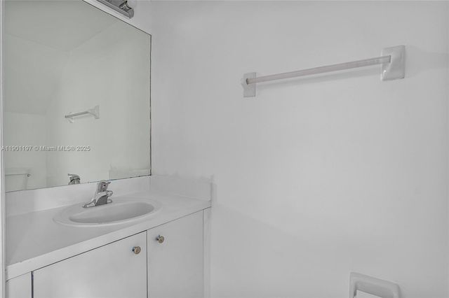 1490 NE 33rd Ave 107-13, Homestead, FL 33033