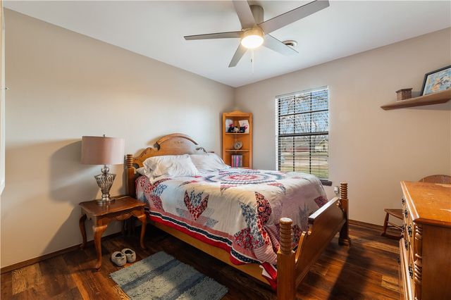 1105 Westridge Lane, Rogers, AR 72756