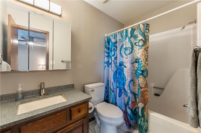 1105 Westridge Lane, Rogers, AR 72756