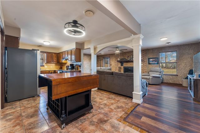 1105 Westridge Lane, Rogers, AR 72756