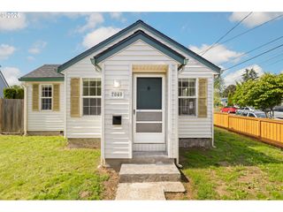 7040 N LOMBARD St, Portland, OR 97203