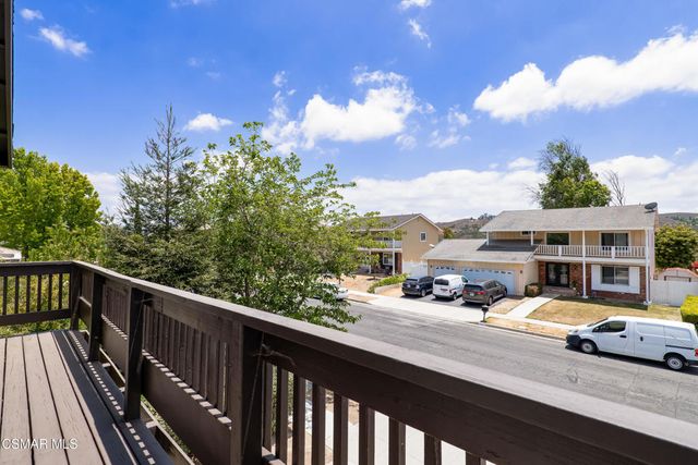 2624 Velarde Drive, Thousand Oaks, CA 91360