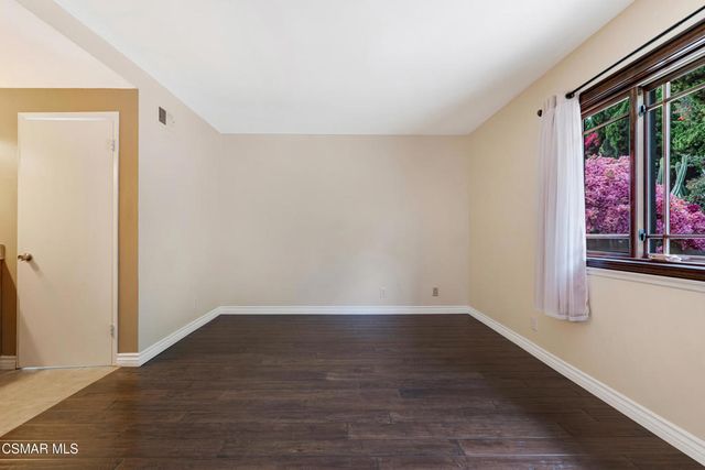 2624 Velarde Drive, Thousand Oaks, CA 91360