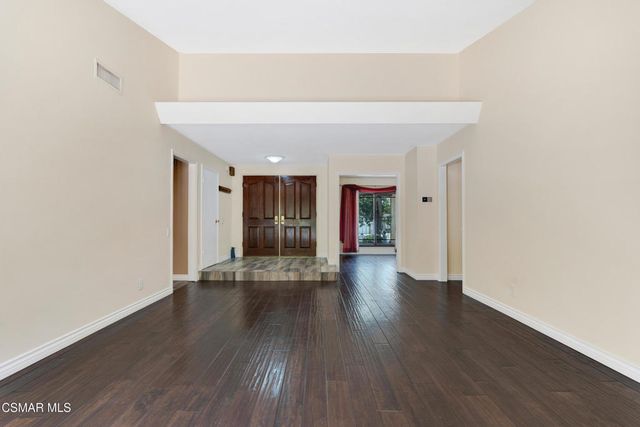 2624 Velarde Drive, Thousand Oaks, CA 91360