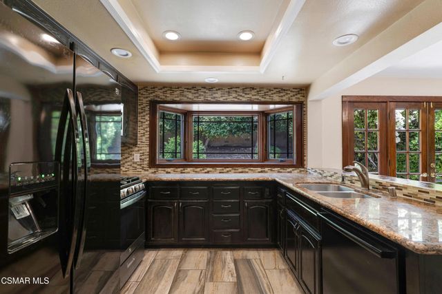 2624 Velarde Drive, Thousand Oaks, CA 91360