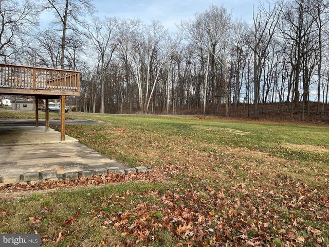 2504 BUTLERS CHAPEL RD, Martinsburg, WV 25403