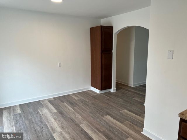 2504 BUTLERS CHAPEL RD, Martinsburg, WV 25403