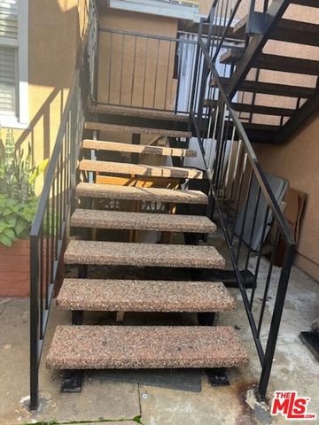 434 N Harvard Boulevard, Los Angeles, CA 90004