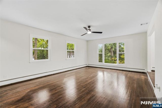 71 Montvale Avenue, Montvale, NJ 07645