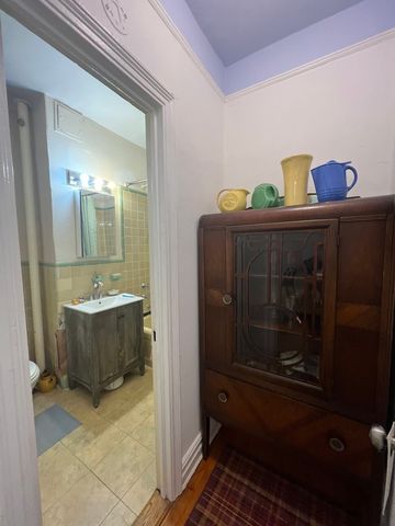 3545 81st St Apt F3, New York City, NY 11372