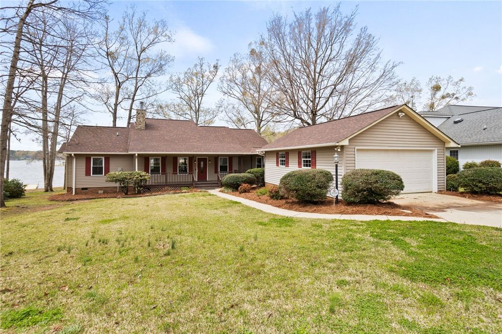 351 Ridge Wood Drive, Waterloo, SC 29384