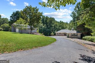 527 Pinebrook Drive, Blairsville, GA 30512