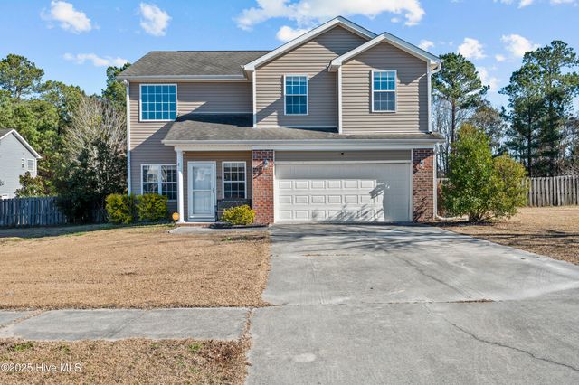406 Little Creek Court, Jacksonville, NC 28546