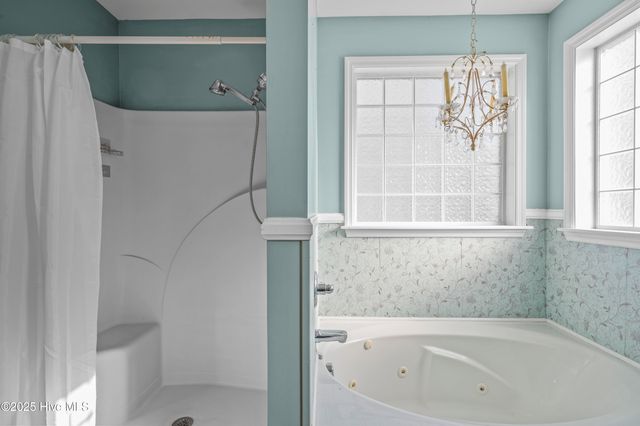 406 Little Creek Court, Jacksonville, NC 28546