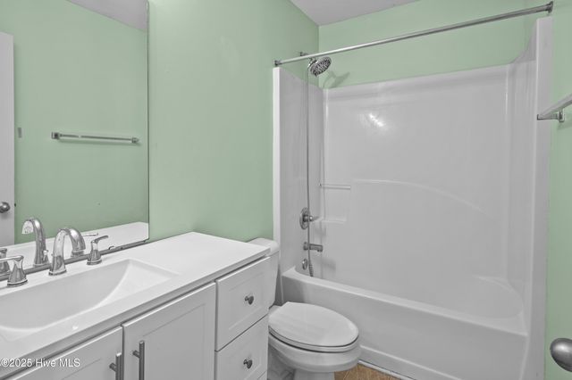 406 Little Creek Court, Jacksonville, NC 28546