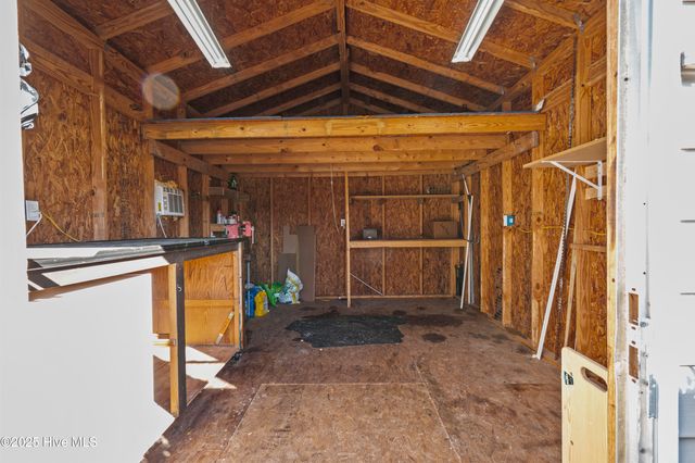 406 Little Creek Court, Jacksonville, NC 28546