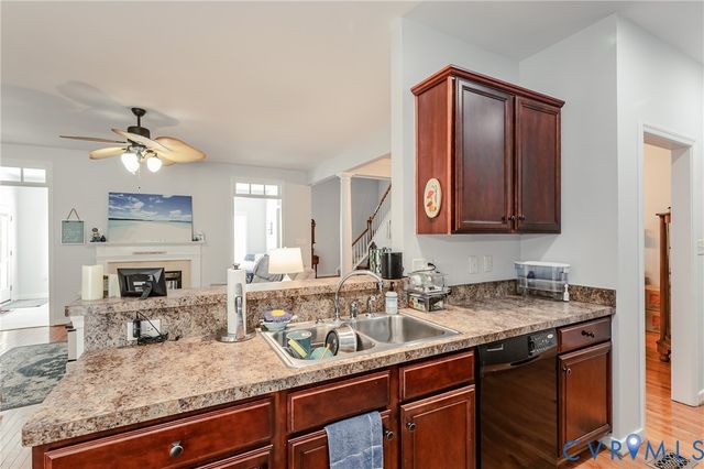 1113 Alcorn Ter, Midlothian, VA 23114