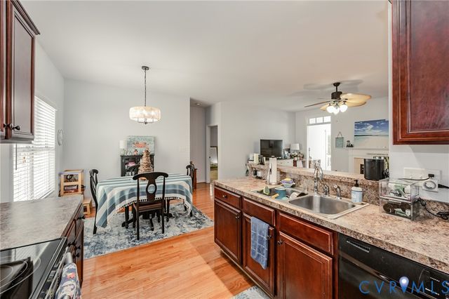 1113 Alcorn Ter, Midlothian, VA 23114