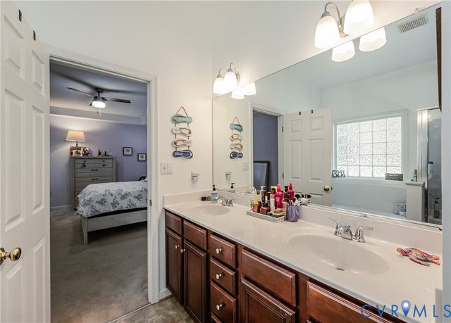 1113 Alcorn Ter, Midlothian, VA 23114