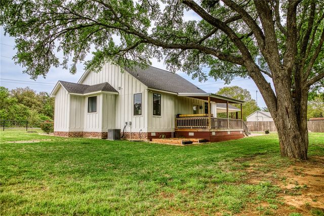 2021 Strangmeier Road, Brenham, TX 77833
