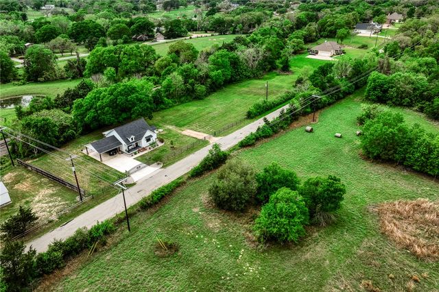 2021 Strangmeier Road, Brenham, TX 77833