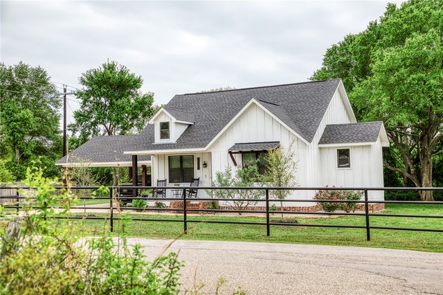 2021 Strangmeier Road, Brenham, TX 77833