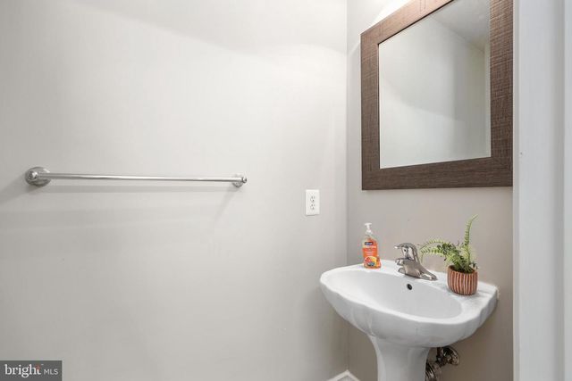 218 HAMILTON DR, Ruther Glen, VA 22546