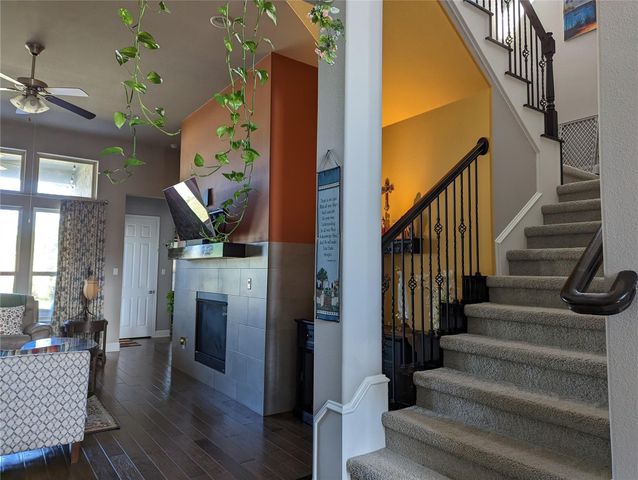 204 Southern Carina DR, Round Rock, TX 78681