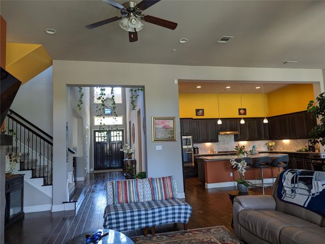 204 Southern Carina DR, Round Rock, TX 78681
