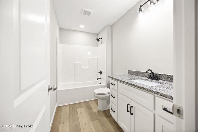 10 Lone Oak Rd, Clarkson, KY 42726