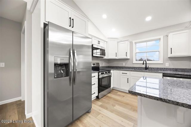 10 Lone Oak Rd, Clarkson, KY 42726