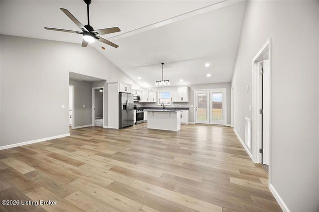 10 Lone Oak Rd, Clarkson, KY 42726